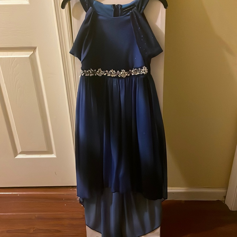 Like new girls size 8  my Michelle girls midnight blue